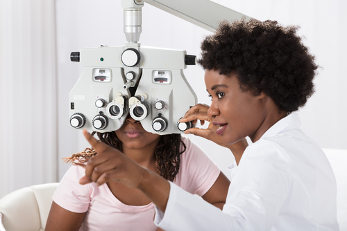 5 Reasons To Get Regular Eye Exams